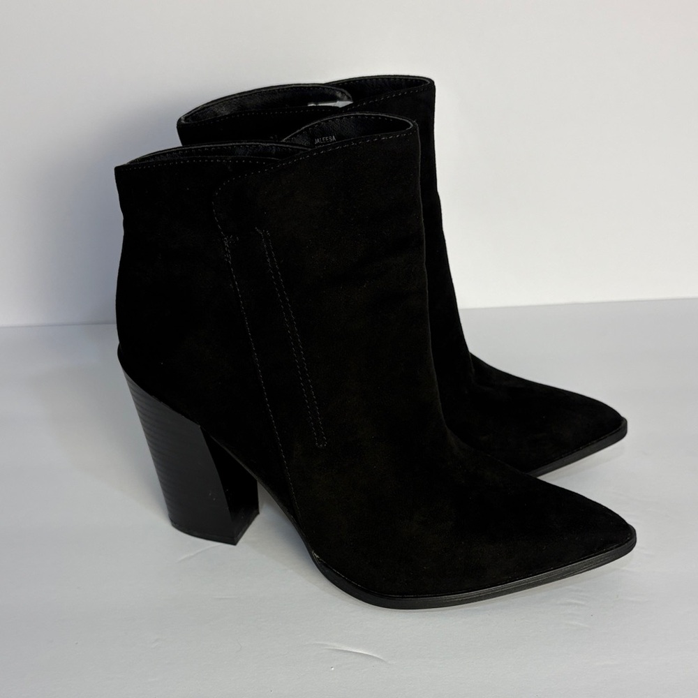 JustFab Jaleesa Black Faux Suede Ankle Bootie Pointed Toe Women's 6.5